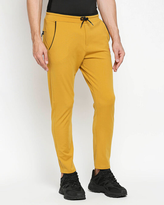 Shop Men's Yellow Solid Regular Fit Trackpant-Design