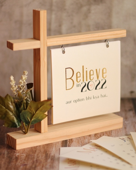 buy-beige-believe-in-2022-printed-pinewood-table-calendar-online-in