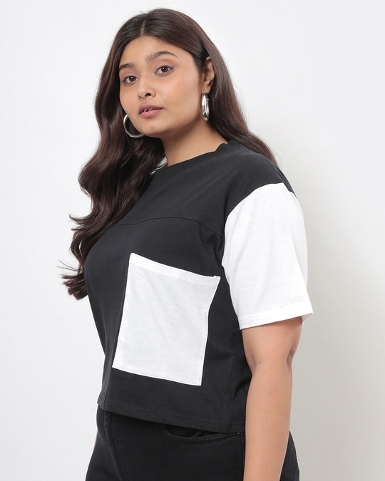 Shop Women's Black Color Block Relaxed Fit  Plus Size T-shirt-Back