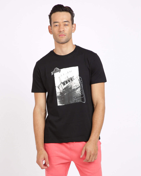 Shop Men's Black Graphic Print Round Neck T-shirt-Front