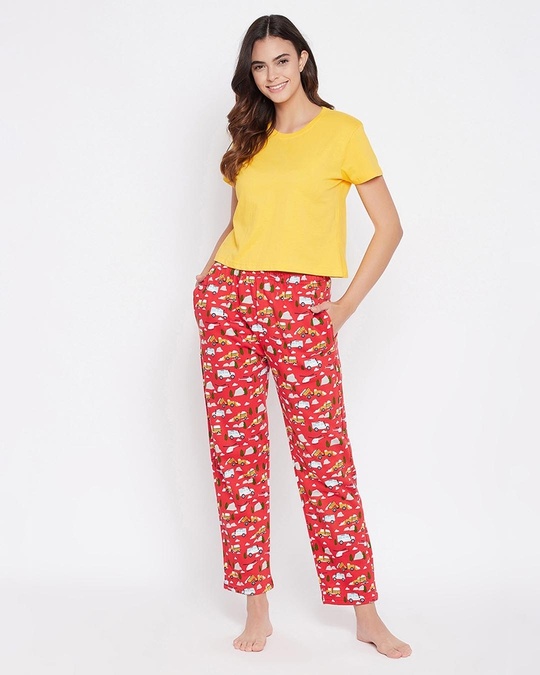 Shop Chic Basic Cropped Sleep T Shirt And Printed Pyjama Set-Front