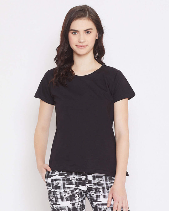 Shop Chic Basic Top In Black 100% Cotton-Front