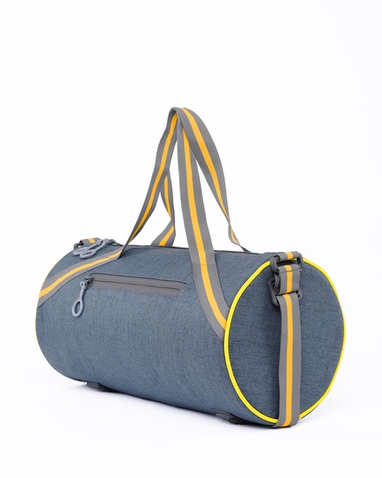 bewakoof duffle bag