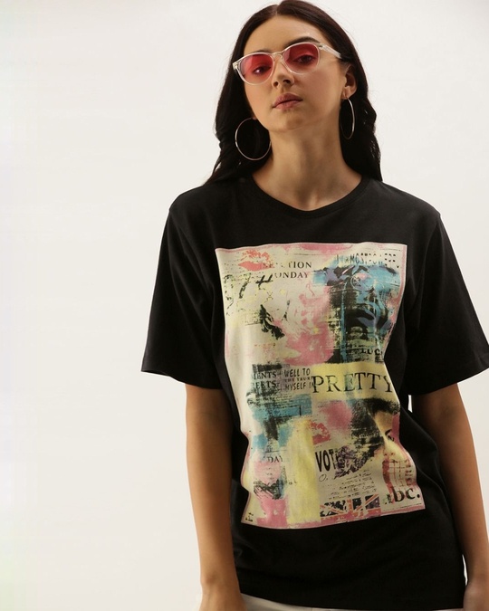 Shop Women's Black Graphic Print T-shirt-Full