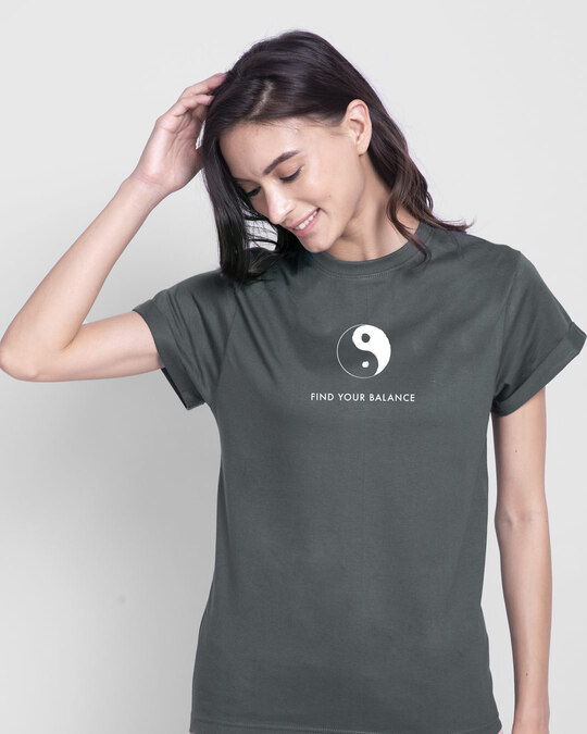 Shop Find Your Balance  Boyfriend T-Shirts Nimbus Grey-Front