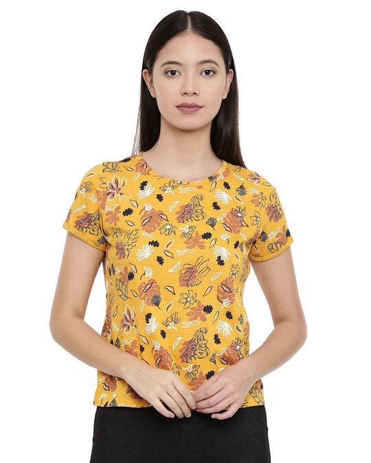 Shop Women's Floral Print Yellow Thirt-Front