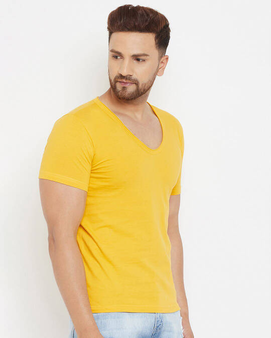 Buy Men's Yellow Solid Slim Fit T-shirt for Men Yellow Online at Bewakoof