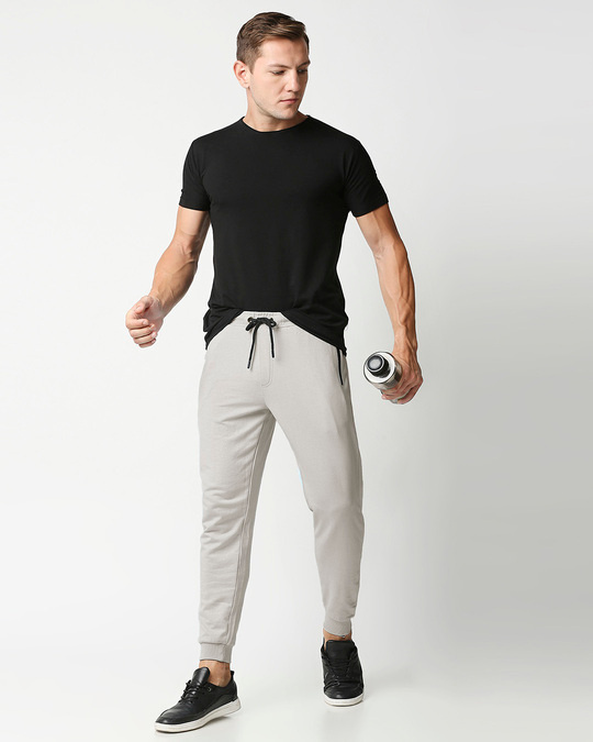 jogger with zipper ankle