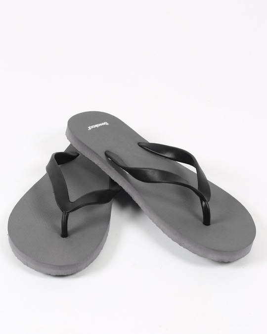 bewakoof flip flops