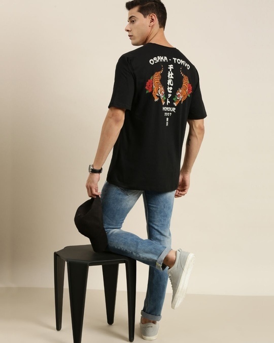 Shop Men's Black Tiger Back Graphic Printed Oversized T-shirt