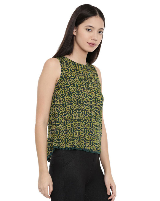 Shop Women's Green Floral Print Sleeveless Top-Back