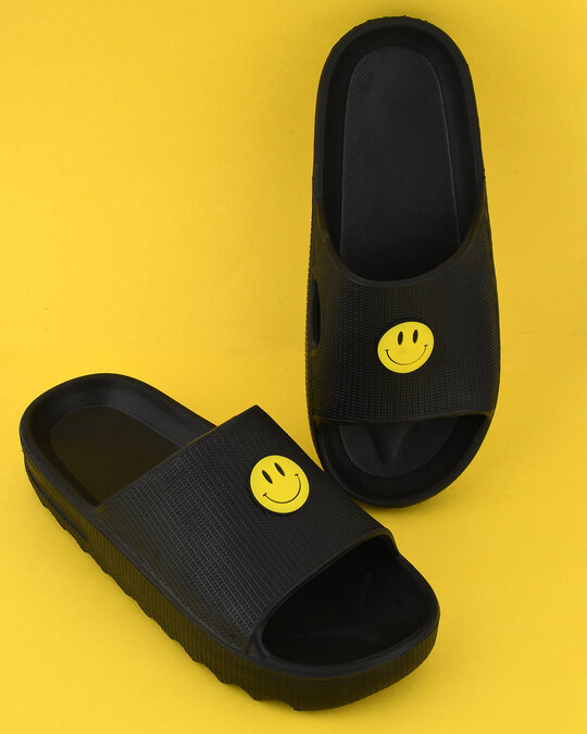 Shop Smile Black Casual Lightweight Trendy Flip Flop For Men-Front