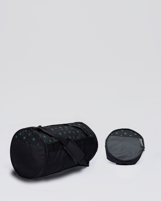 bewakoof duffle bag