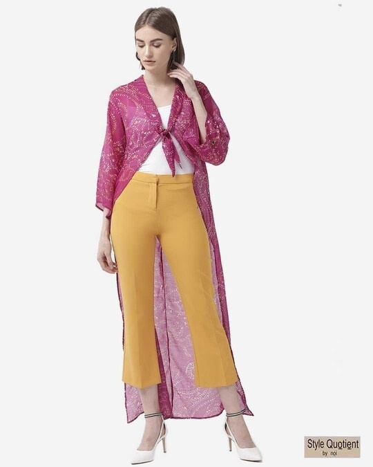 Shop Women Pink & White Printed Tie Up Shrug-Front