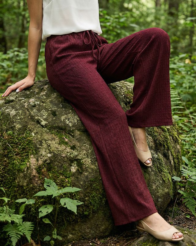 Women's Tawny Port Maroon Textured Cotton Pants