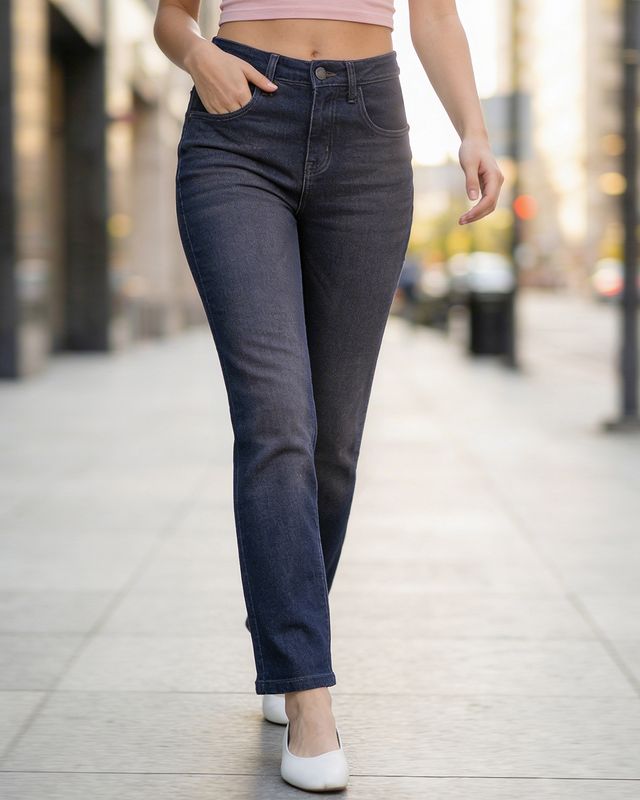 Women's Blue Slim Straight Fit Ankle Length Jeans