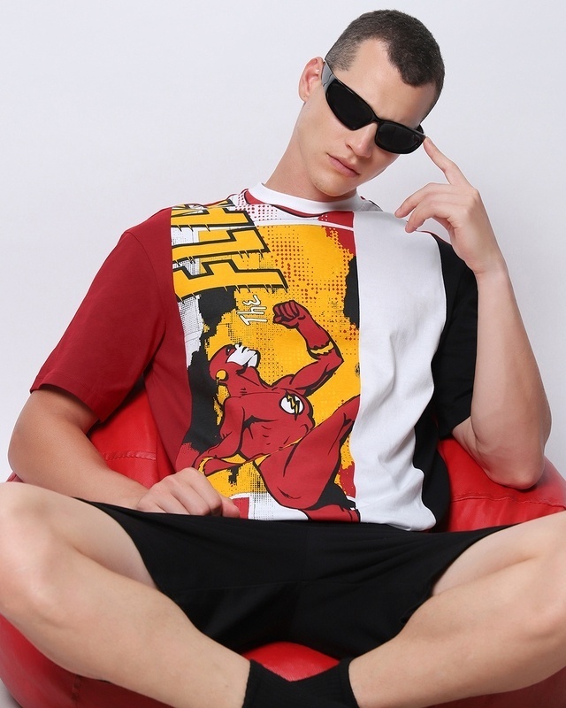 Shop Men's Red The Flashed Graphic Printed Oversized T-shirt-Front