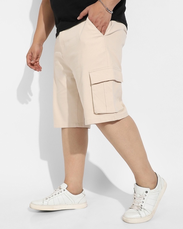 Shop Men's Beige Oversized Plus Size Cargo Shorts-Front