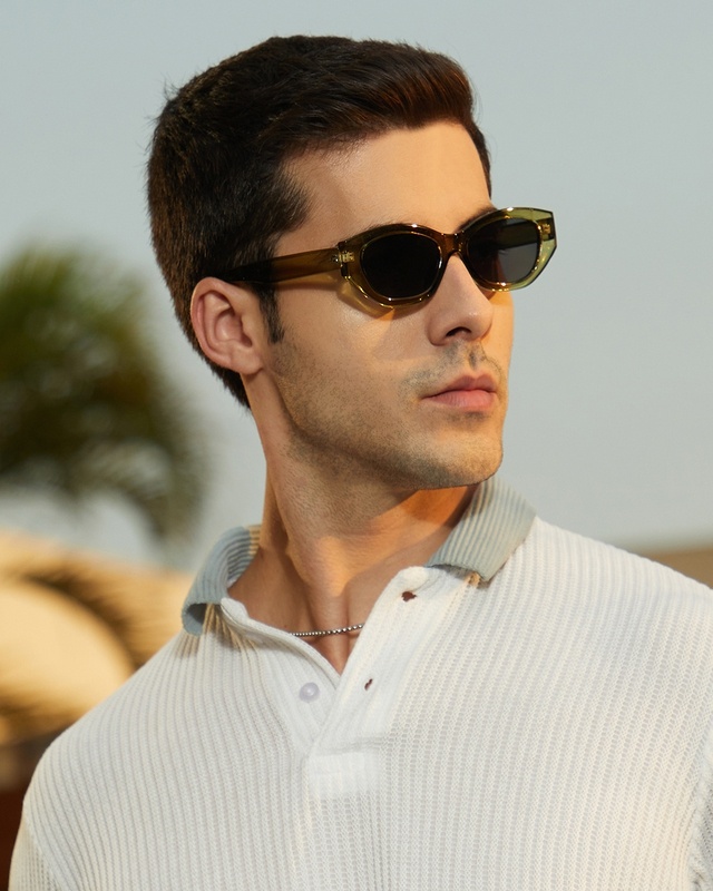 Shop Men's Black Cateye Polarised Lens Sunglasses-Front