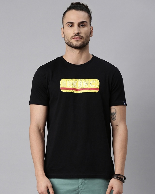Shop Men's Black Regular Fit Printed T-shirt-Front