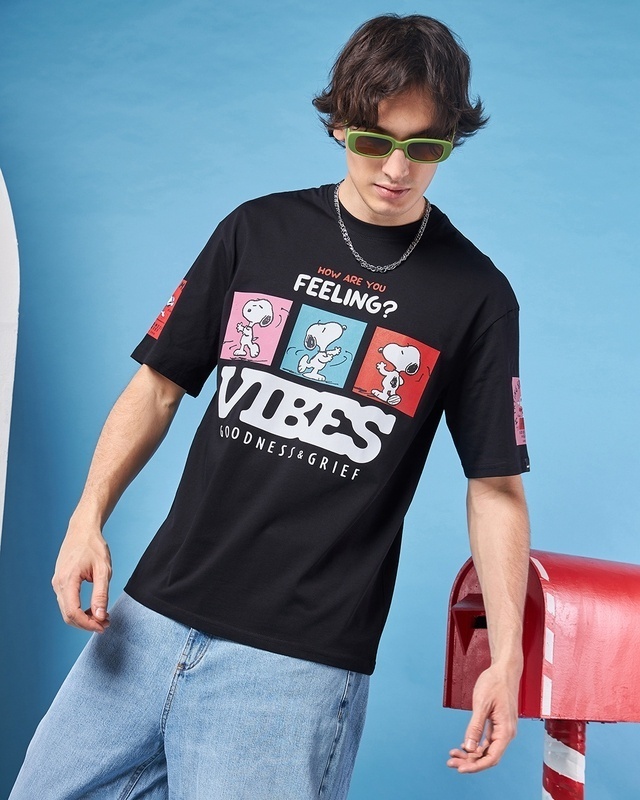 Shop Men's Black Snoopy Vibes Graphic Printed Oversized T-shirt-Front