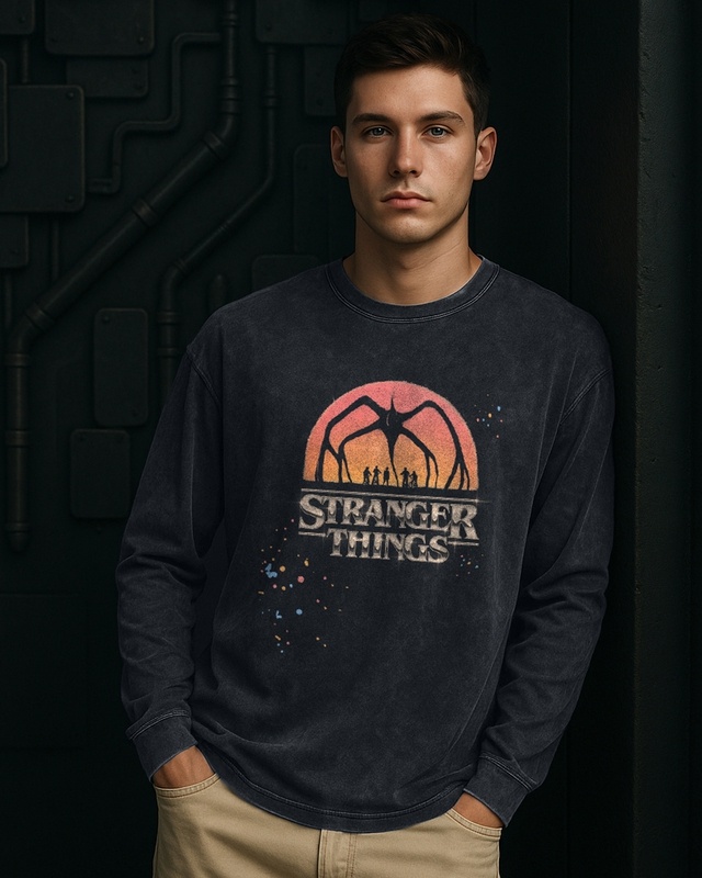 Shop Men's Black Stranger Things Splatter Graphic Printed Oversized Acid Wash T-shirt-Front