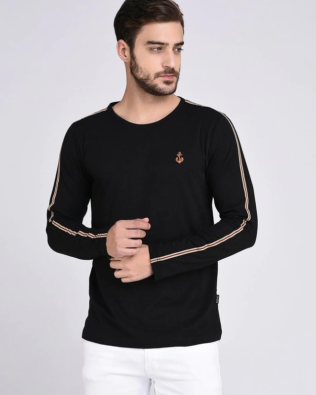 Shop Men's Black Striped Slim Fit T-shirt-Front