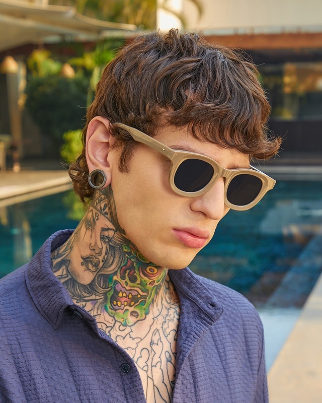 Shop Men's Black Wayfarer Polarised Lens Sunglasses-Front