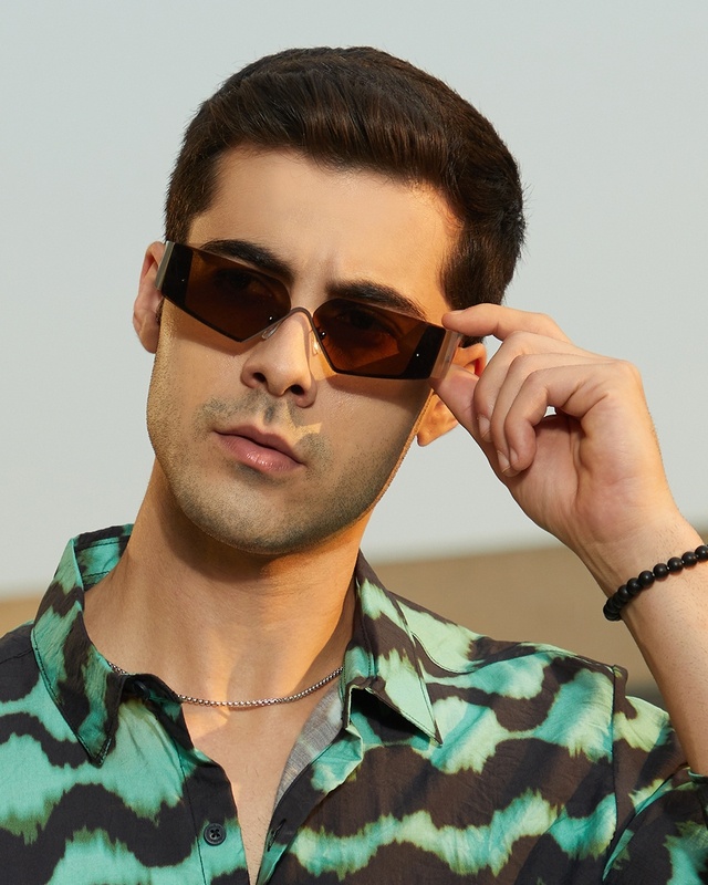 Shop Men's Brown Shield Polarised Lens Sunglasses-Front