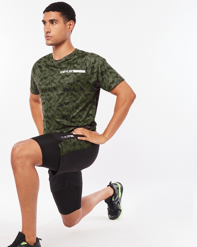 Shop Men's Camo Training T-shirt-Front