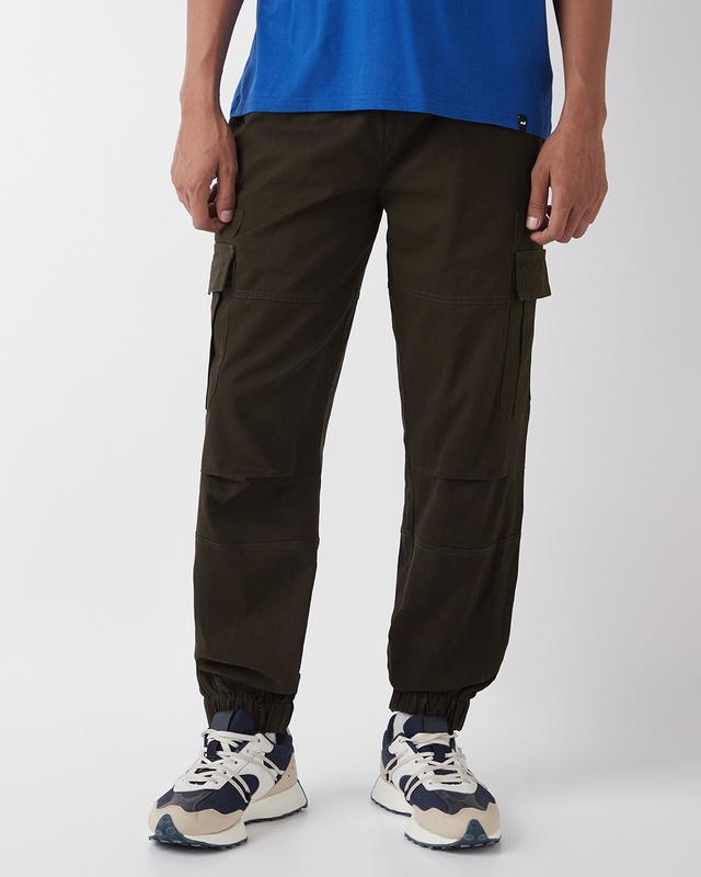 Shop Men's Chocolate Brown Oversized Cargo Jogger Pants-Front