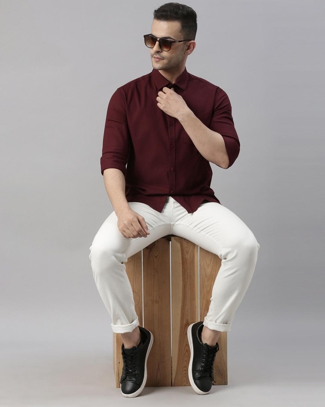 Shop Men's Maroon Slim Fit Shirt-Front