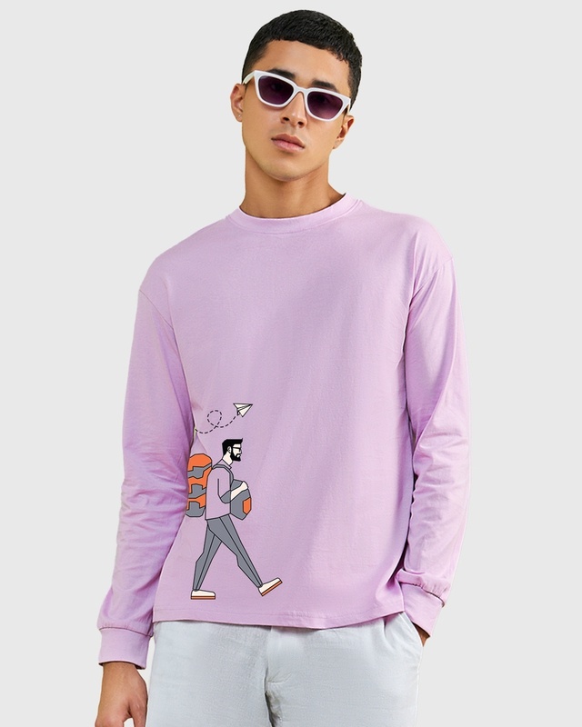 Shop Men's Lilac The Traveller Graphic Printed Oversized T-shirt-Front