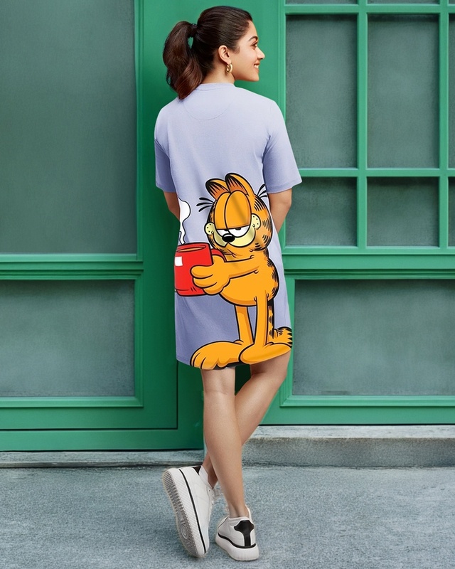 Women's Baby Lavender Garfield Graphic Printed Oversized T-shirt Dress