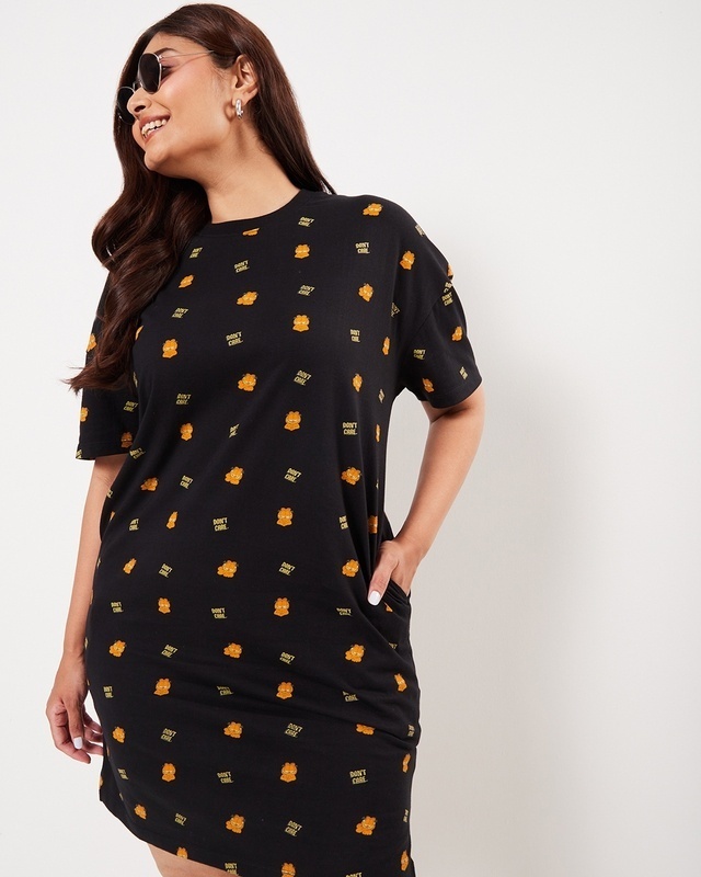 Shop Women's Black All Over Printed Plus Size Oversized Fit Dress-Front