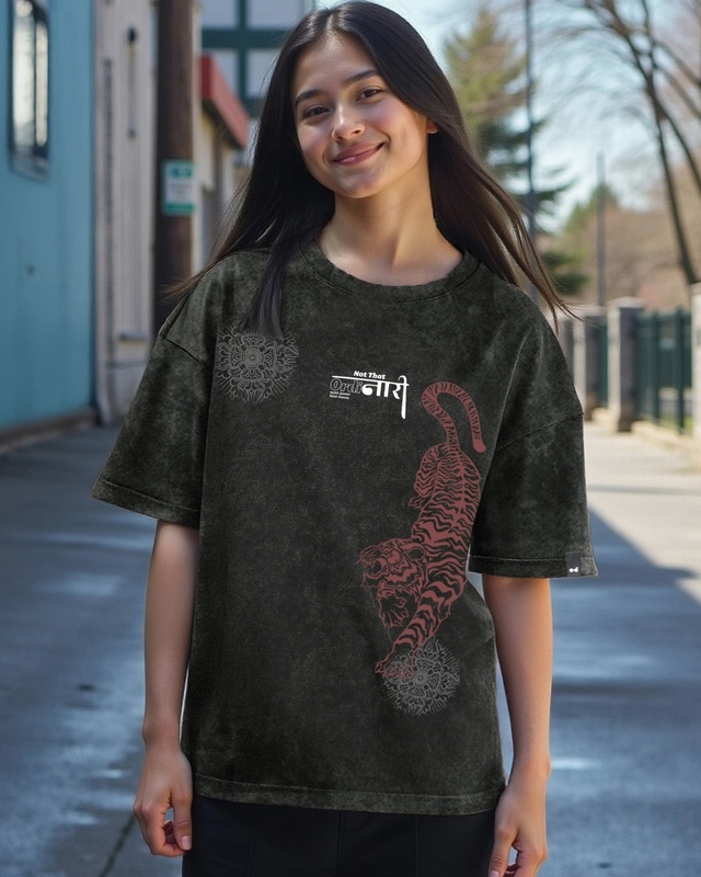 Shop Women's Black Ordinari Graphic Printed Oversized Acid Wash T-shirt-Front