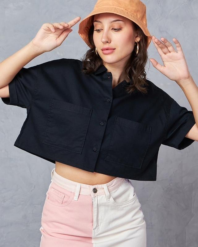 Shop Women's Black Oversized Cropped Shirt-Front