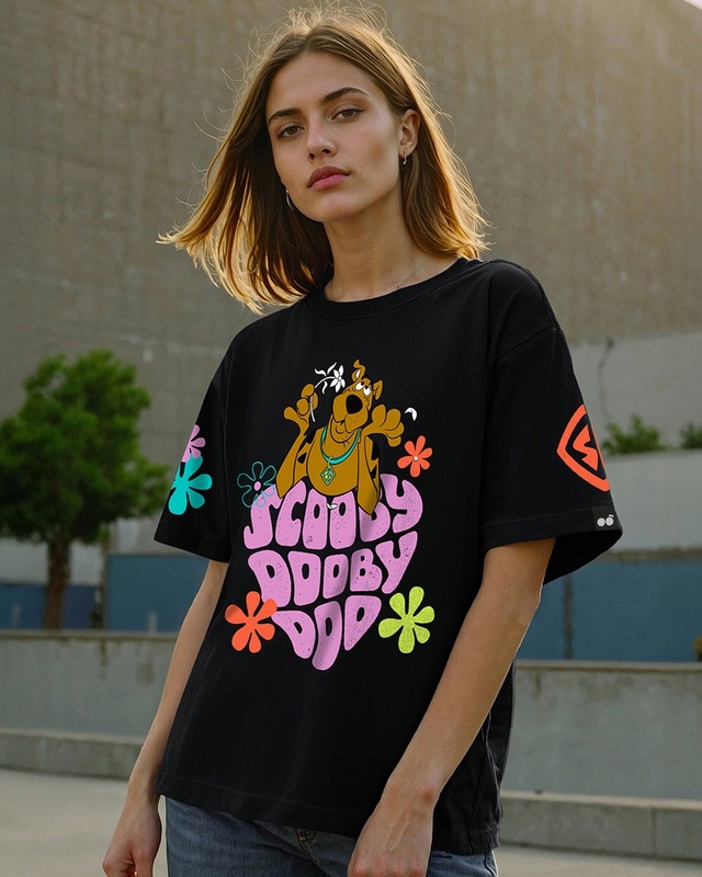 Shop Women's Black Scooby Doo Graphic Printed Oversized T-shirt-Front