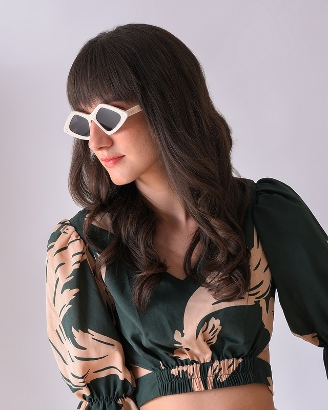 Shop Women's Black Wayfarer Polarised Lens Sunglasses-Front
