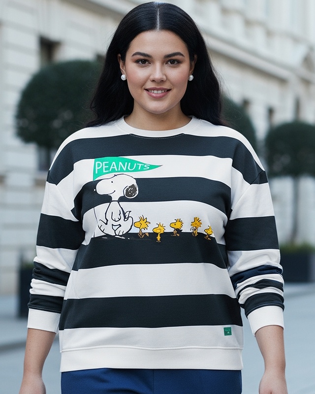 Shop Women's Bright White & Blue Graphic Printed Oversized Plus Size Sweatshirt-Front