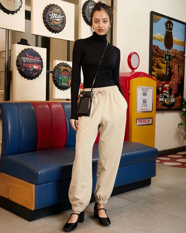 Shop Women's Brown Oversized Joggers-Front