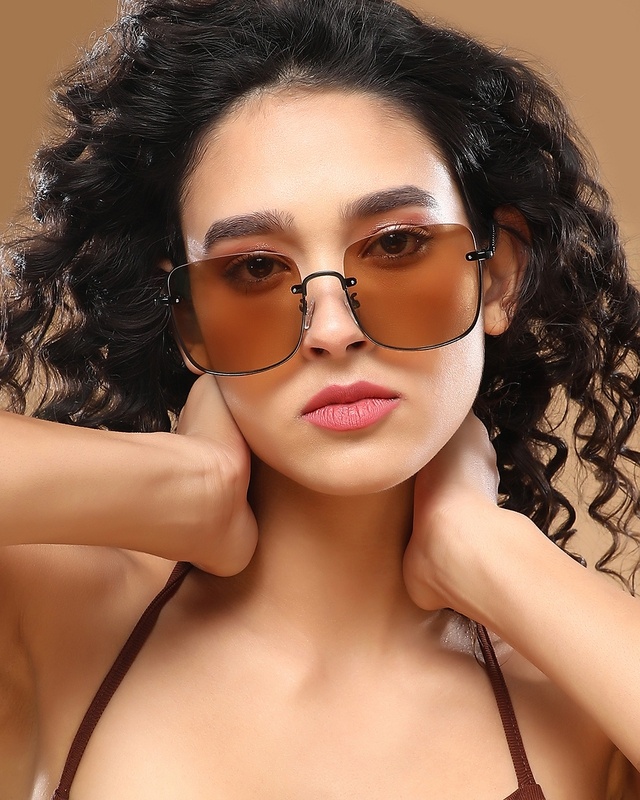 Shop Women's Brown Oversized Polarised Lens Sunglasses-Front