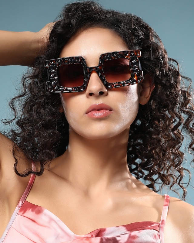 Shop Women's Brown Oversized Polarised Lens Sunglasses-Front