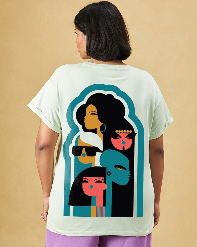 Shop Women's Fog Green Queens Who Slay Graphic Printed Boyfriend Plus Size T-shirt-Front