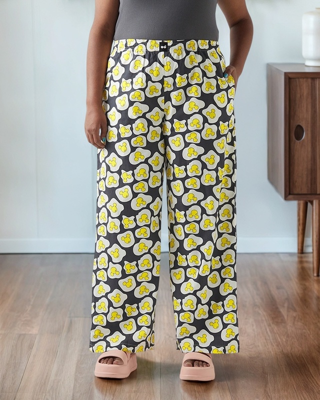 Shop Women's Grey & White All Over Printed Plus Size Wide Leg Pyjamas-Front