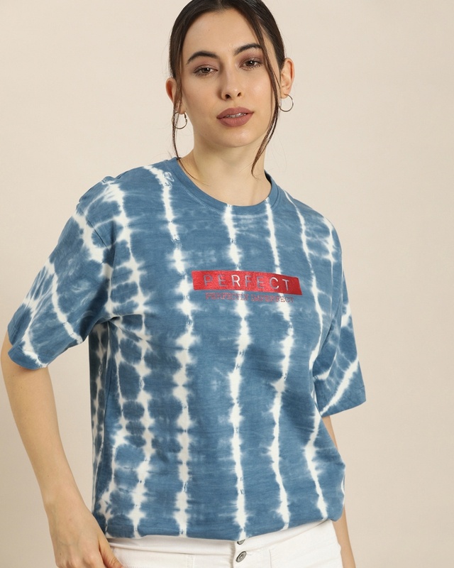 Shop Women's Oversized Tie & Dye T-shirt-Front