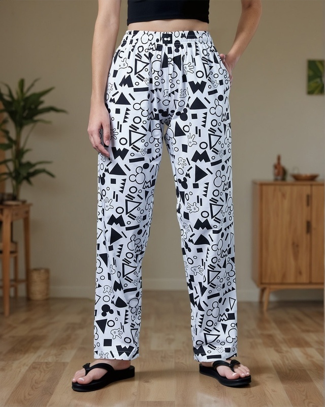 Shop Women's White All Over Printed Pyjamas-Front