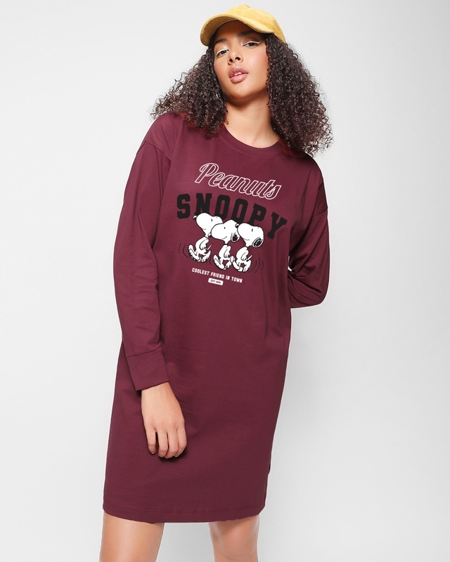 Shop Women's Plum Red Snoopy Illusion Graphic Printed Oversized Dress-Front