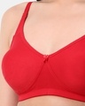 Shop Non Padded Non Wired Double Layered Moulded Fabric T Shirt Bra In Red-Full
