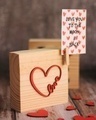 Shop Square Wood Heart Pineblock-Front